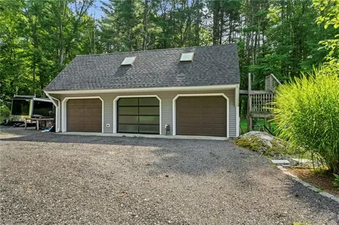 894 Black Plain Road North Smithfield RI 02896