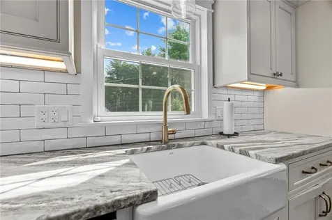 894 Black Plain Road North Smithfield RI 02896