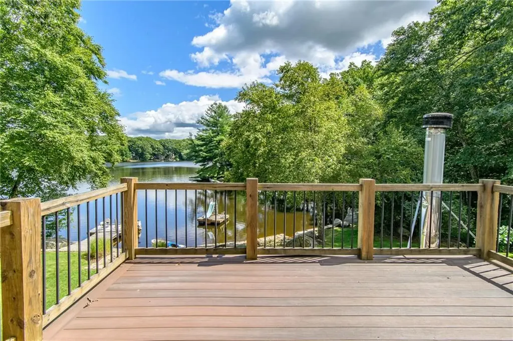 176 Lake Washington Drive Glocester RI 02814