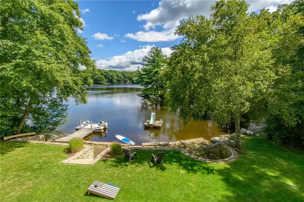 176 Lake Washington Drive Glocester RI 02814