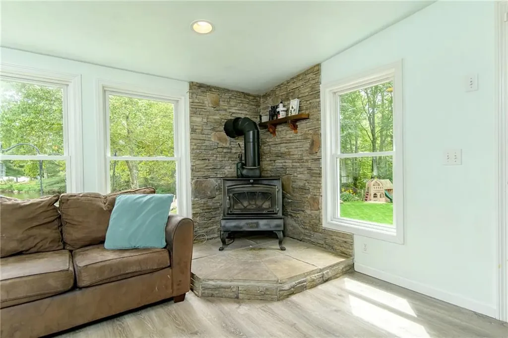 176 Lake Washington Drive Glocester RI 02814