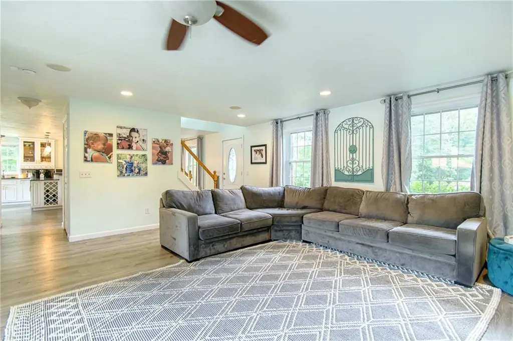 176 Lake Washington Drive Glocester RI 02814