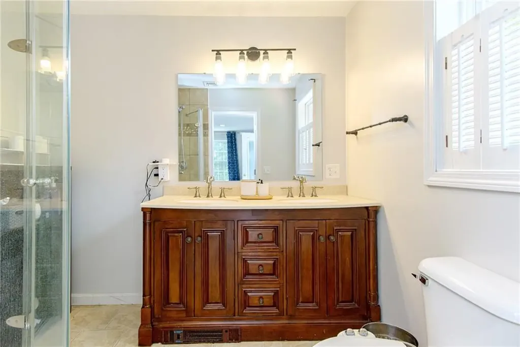 176 Lake Washington Drive Glocester RI 02814