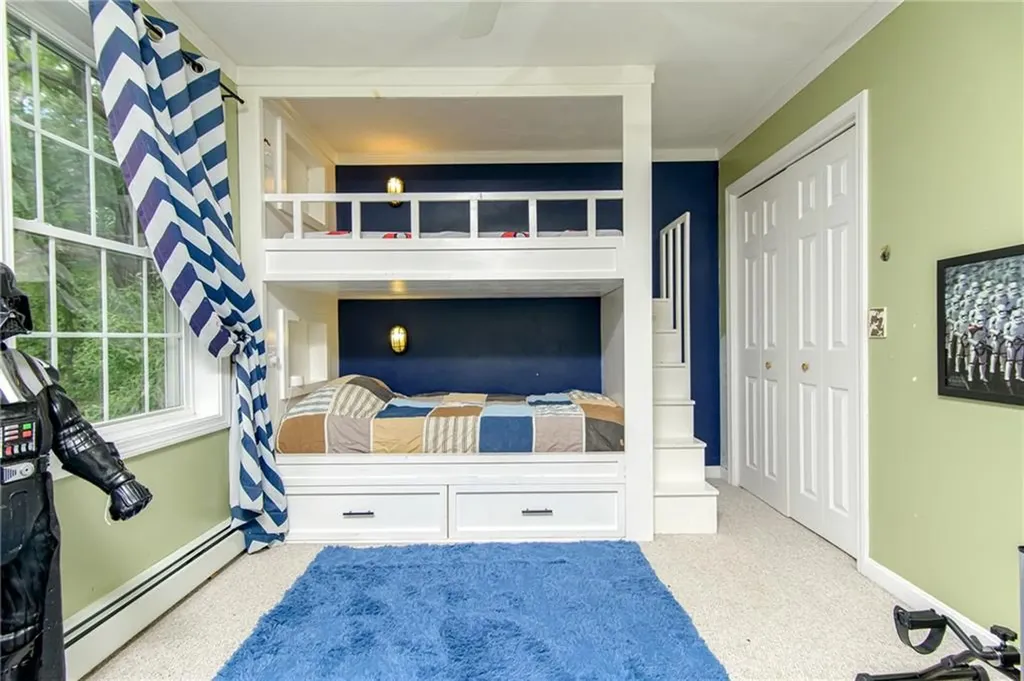 176 Lake Washington Drive Glocester RI 02814