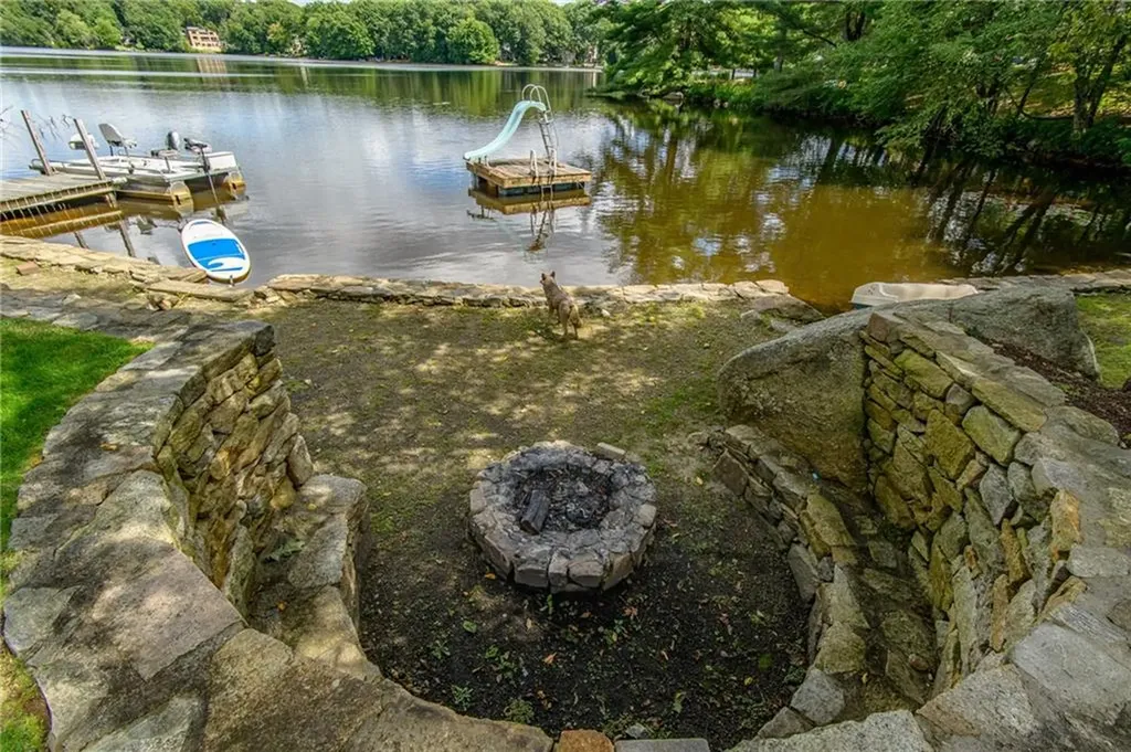 176 Lake Washington Drive Glocester RI 02814