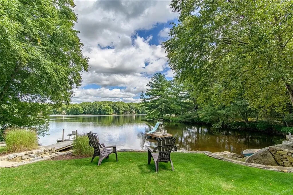 176 Lake Washington Drive Glocester RI 02814