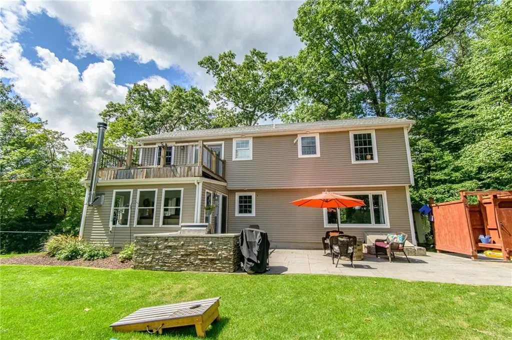 176 Lake Washington Drive Glocester RI 02814