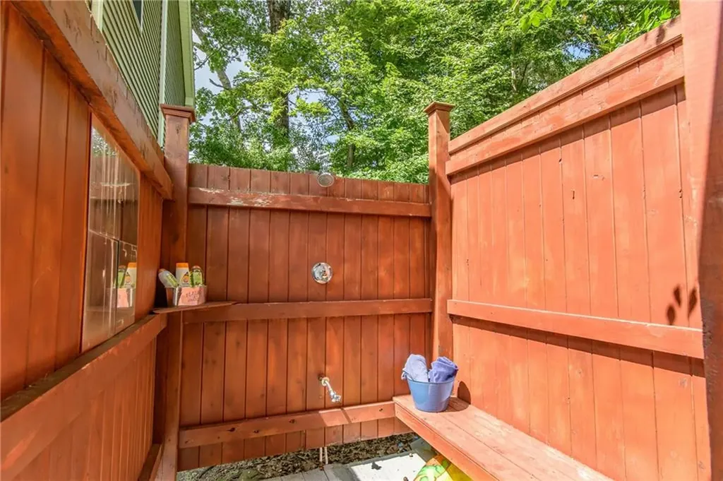 176 Lake Washington Drive Glocester RI 02814