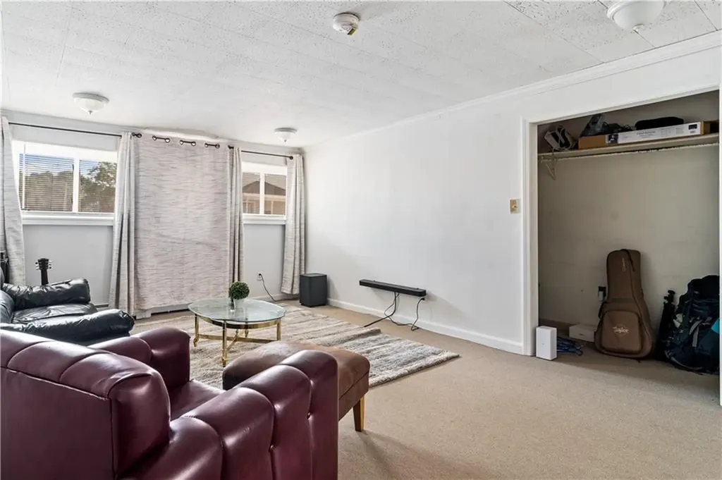 65 Pleasant Street Westerly RI 02891