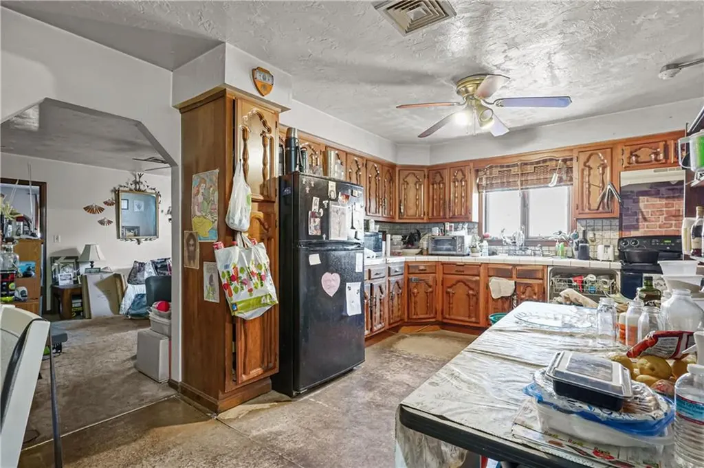 654 Central Avenue Pawtucket RI 02861