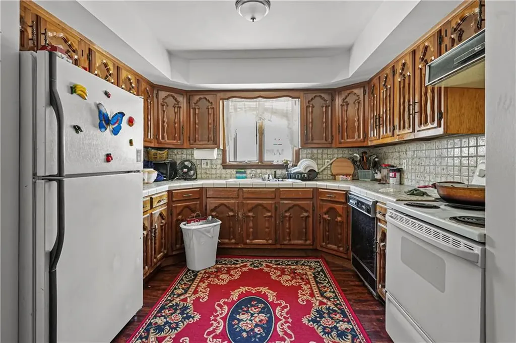 654 Central Avenue Pawtucket RI 02861