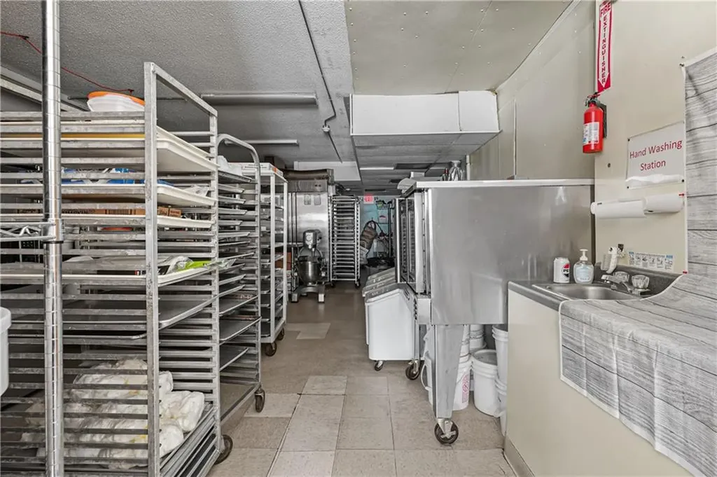 654 Central Avenue Pawtucket RI 02861