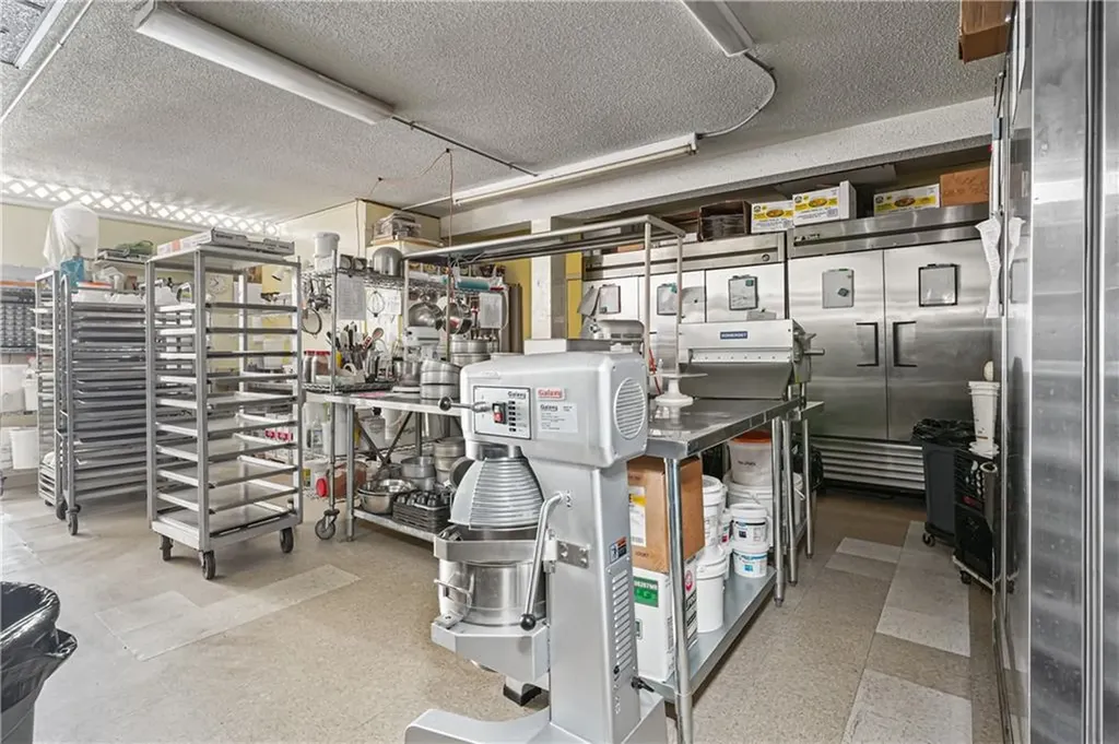 654 Central Avenue Pawtucket RI 02861