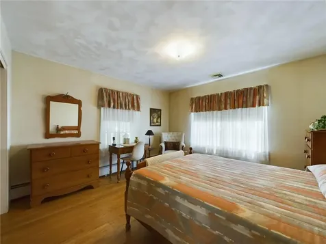 242 Bretton Woods Drive Cranston RI 02920