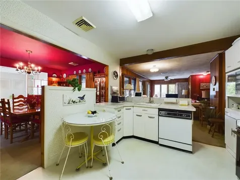 242 Bretton Woods Drive Cranston RI 02920