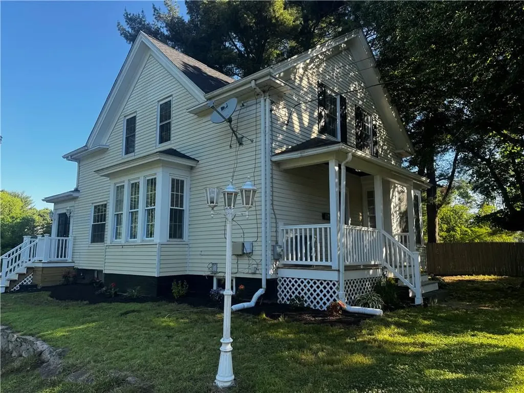 1415 New London Avenue Cranston RI 02920