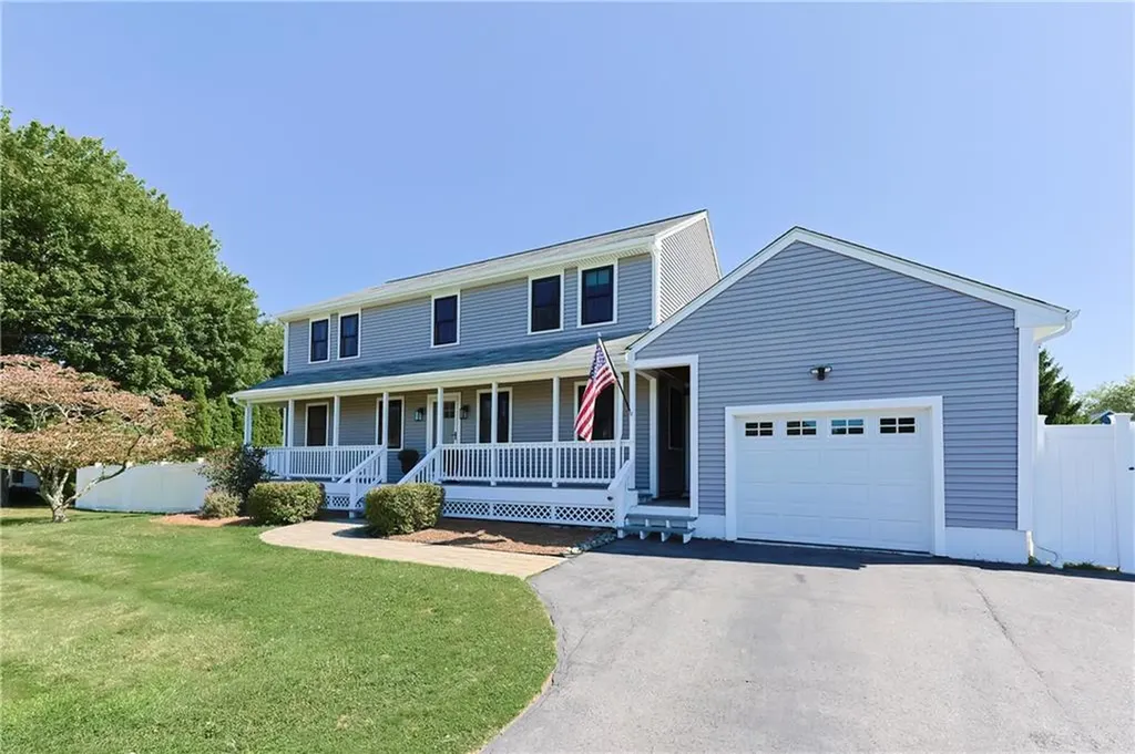 3 Marie Drive Bristol RI 02809