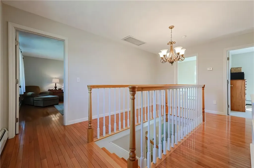 3 Marie Drive Bristol RI 02809