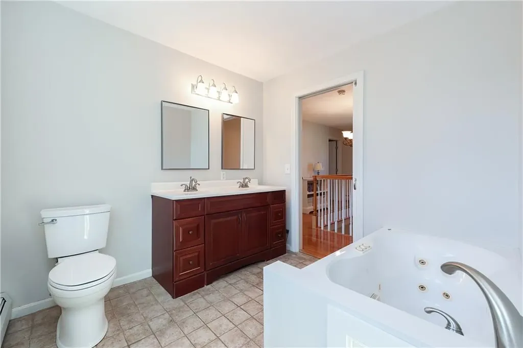 3 Marie Drive Bristol RI 02809