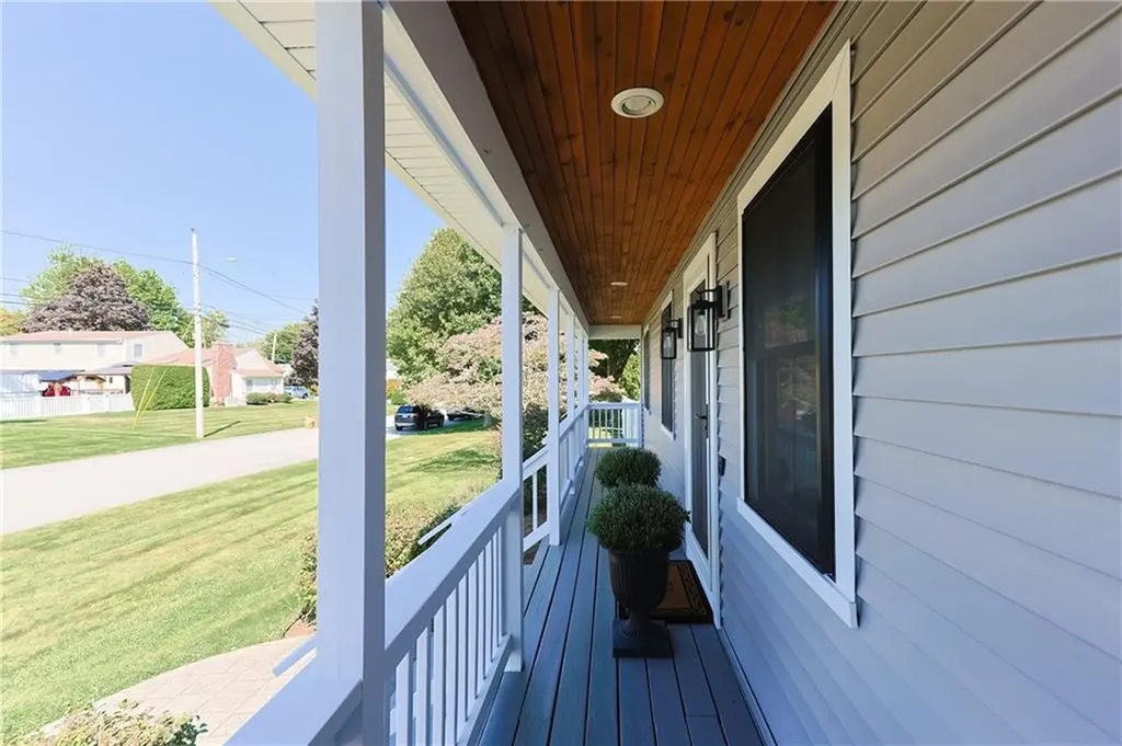 3 Marie Drive Bristol RI 02809