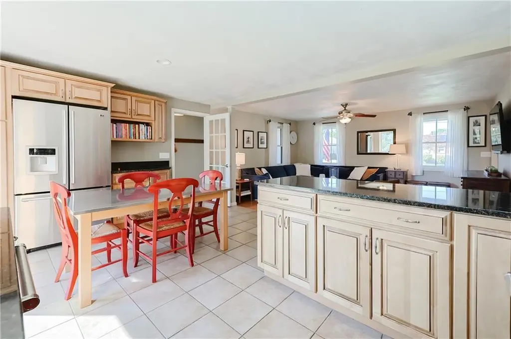 3 Marie Drive Bristol RI 02809