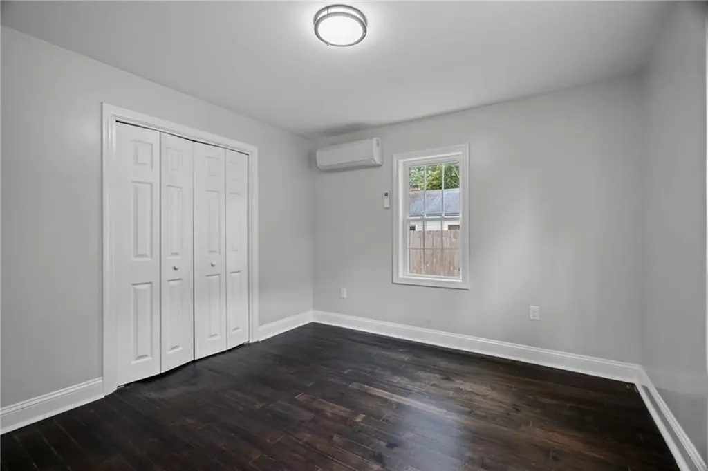 78 Viewesta Road Warwick RI 02886