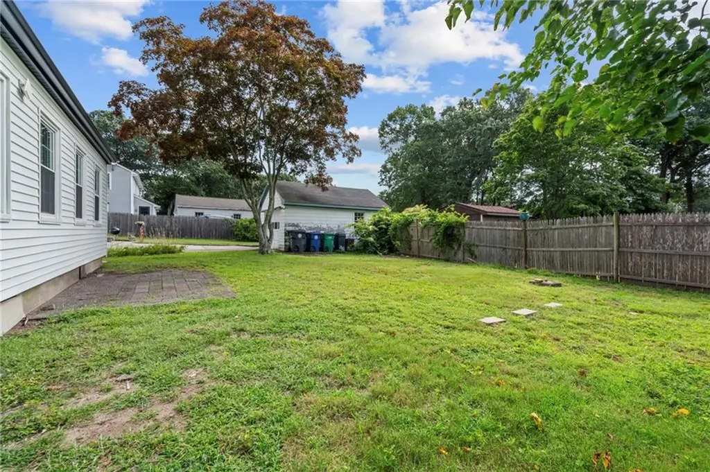 78 Viewesta Road Warwick RI 02886