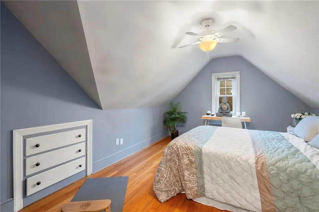 55 Scarborough Road Pawtucket RI 02861