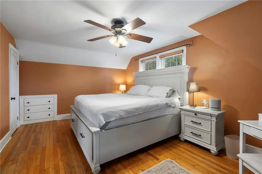 55 Scarborough Road Pawtucket RI 02861