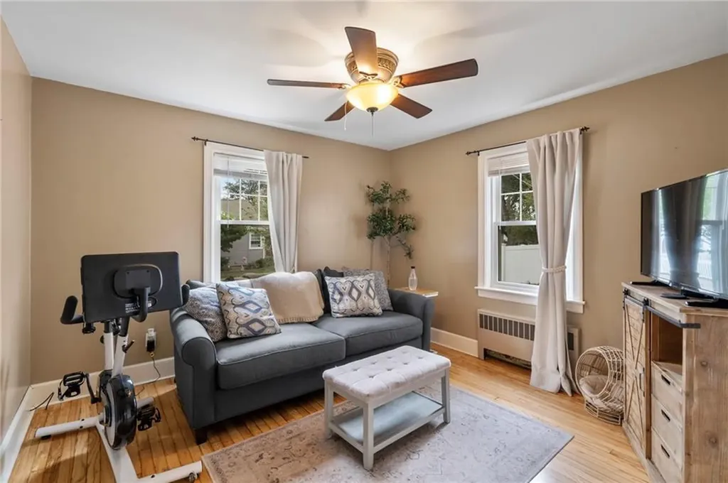 55 Scarborough Road Pawtucket RI 02861