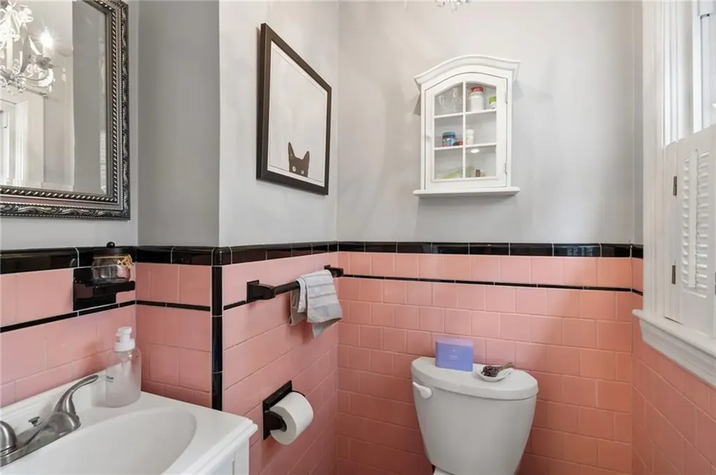 55 Scarborough Road Pawtucket RI 02861