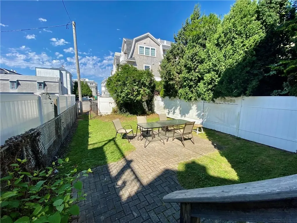 423 Thames Street Newport RI 02840