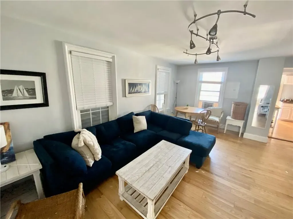 423 Thames Street Newport RI 02840