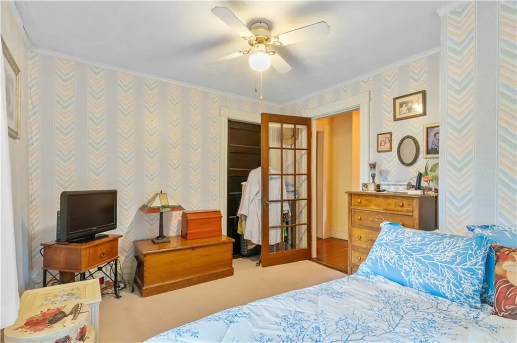 65 Spruce Street Warwick RI 02886