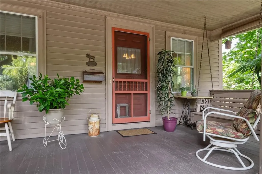 65 Spruce Street Warwick RI 02886