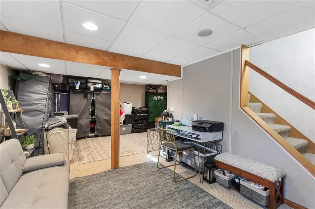77 Speck Avenue Cranston RI 02910
