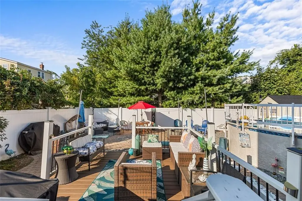 77 Speck Avenue Cranston RI 02910