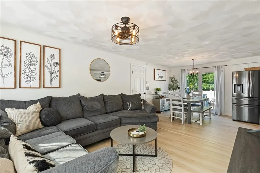 77 Speck Avenue Cranston RI 02910