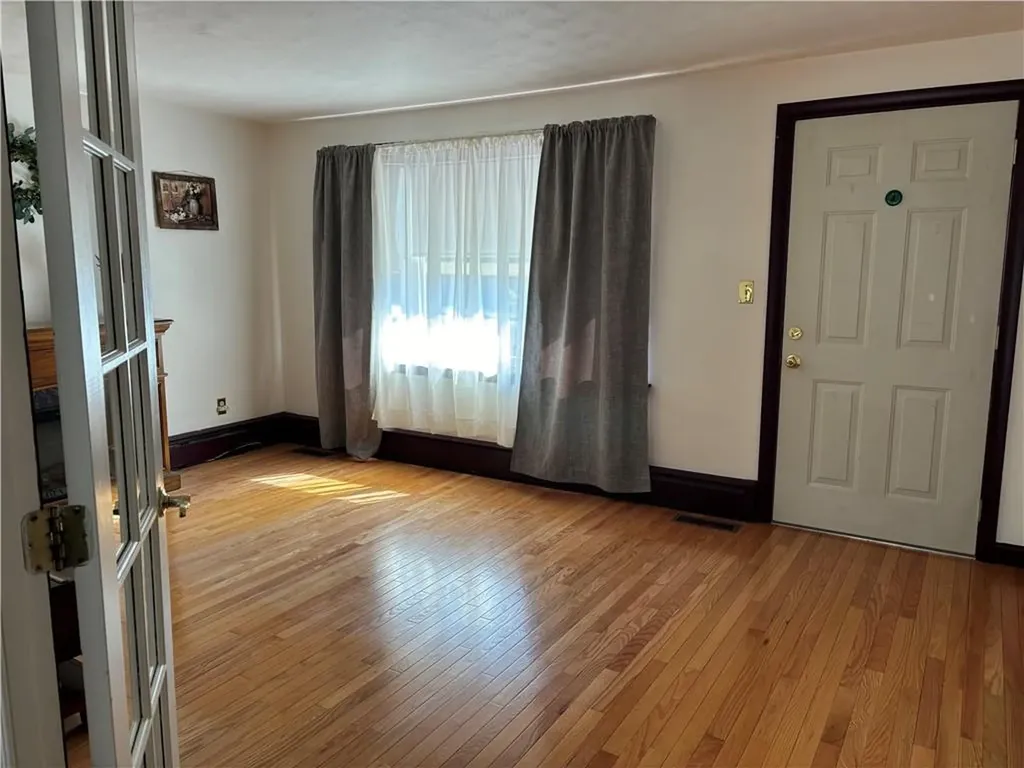 99 Annette Avenue Woonsocket RI 02895