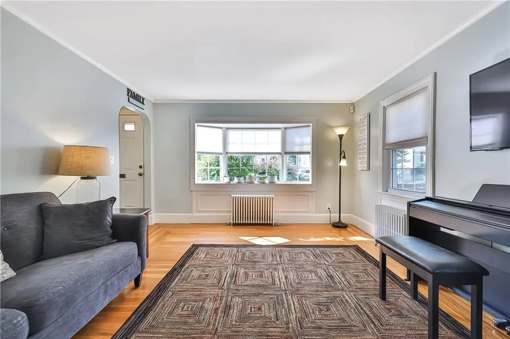 75 Metropolitan Road Providence RI 02908