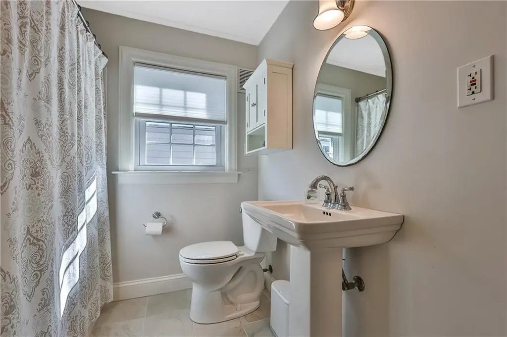 75 Metropolitan Road Providence RI 02908