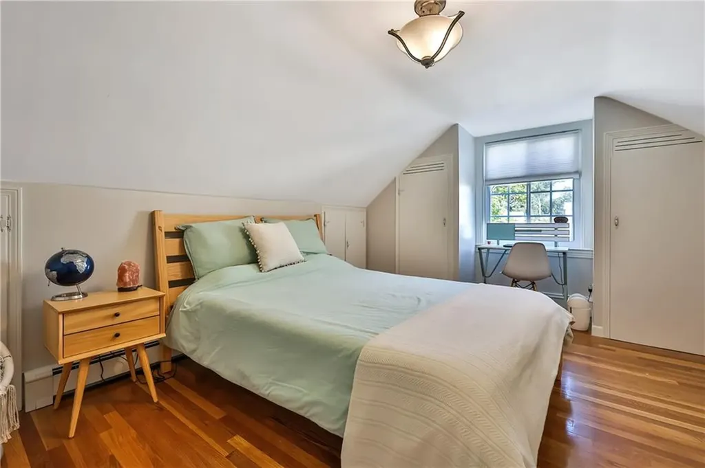 75 Metropolitan Road Providence RI 02908