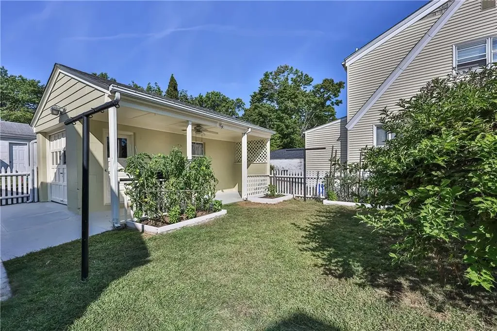 75 Metropolitan Road Providence RI 02908