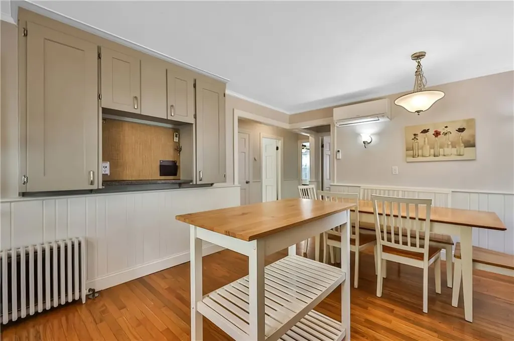 75 Metropolitan Road Providence RI 02908