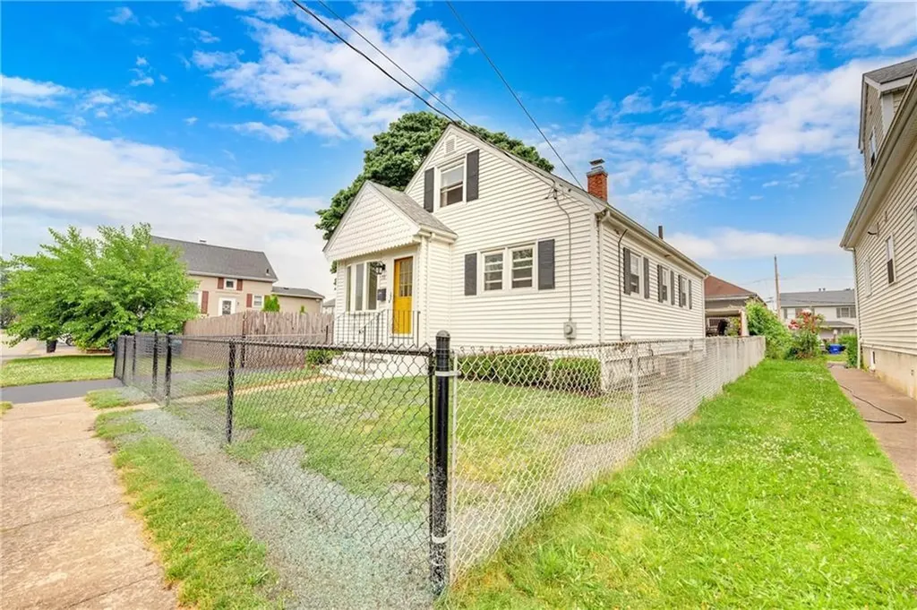 70 Fraser Street East Providence RI 02914