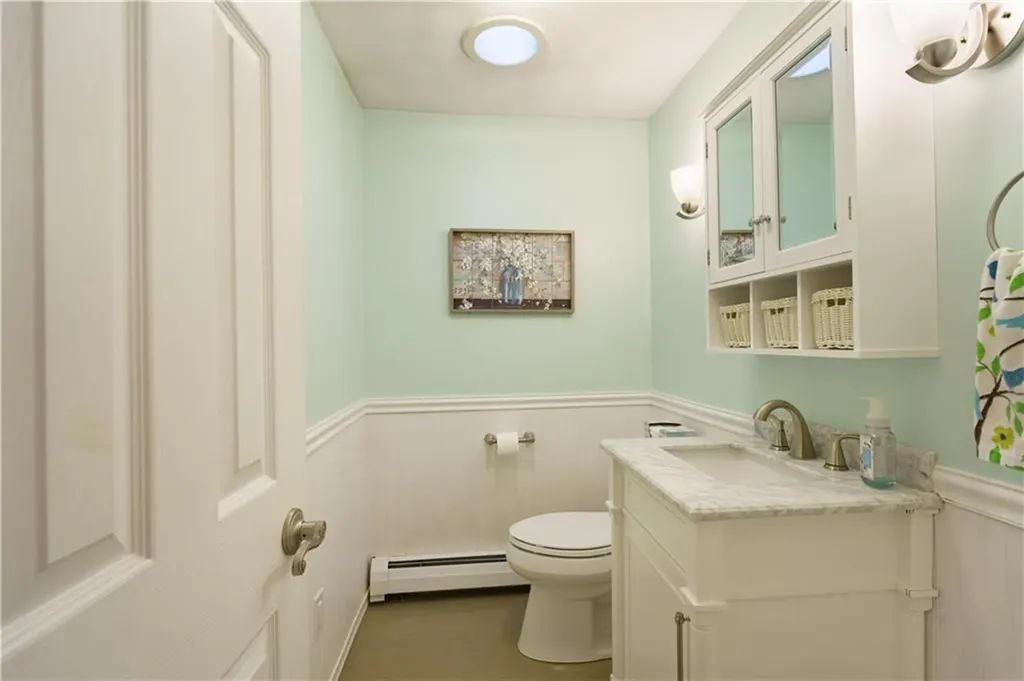 15 Winterberry Drive Coventry RI 02816