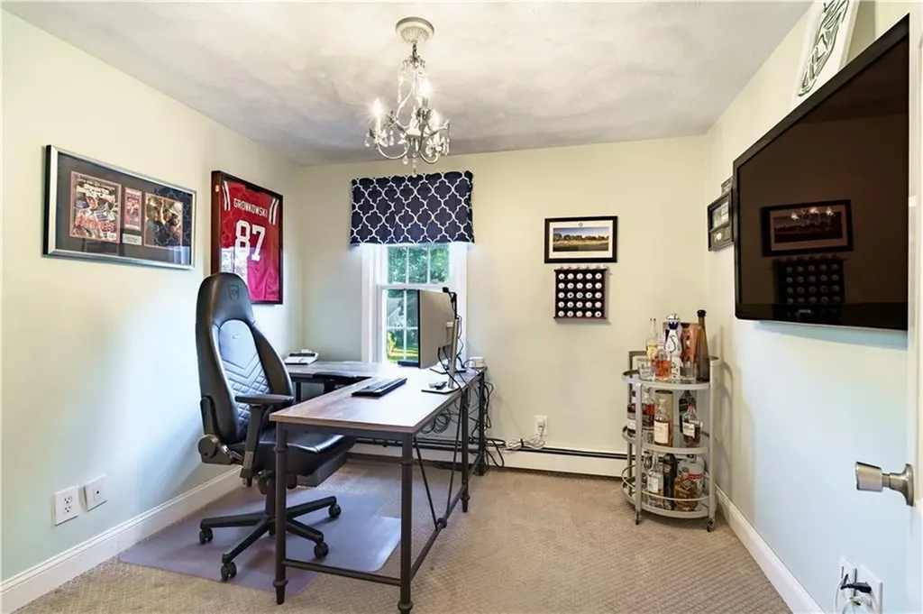 15 Winterberry Drive Coventry RI 02816