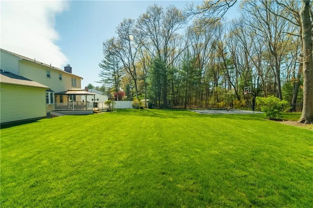 15 Winterberry Drive Coventry RI 02816