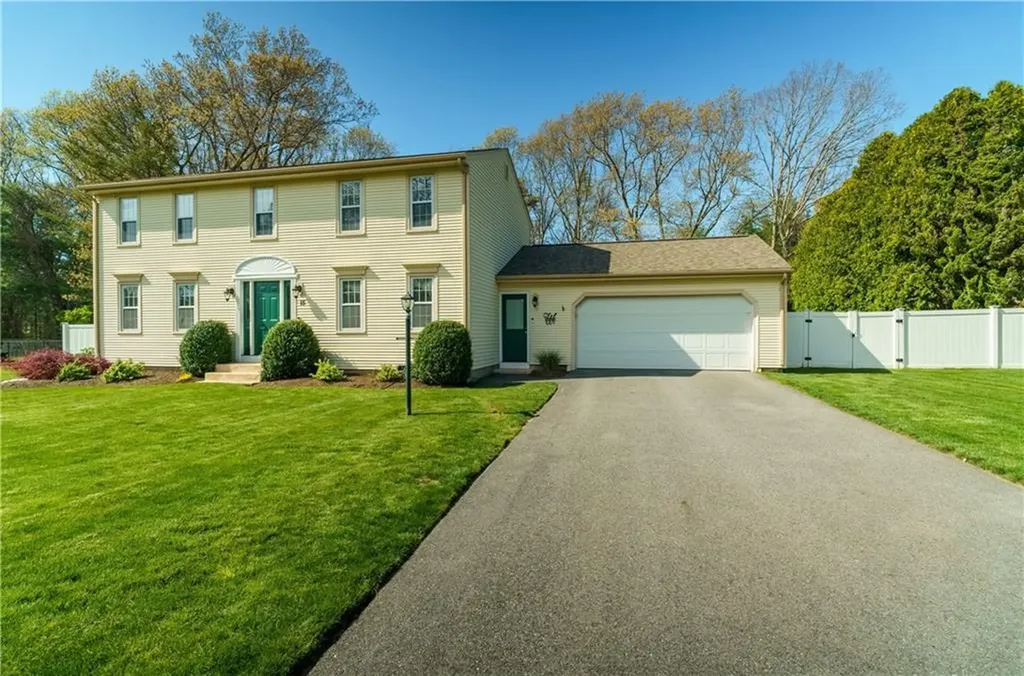 15 Winterberry Drive Coventry RI 02816