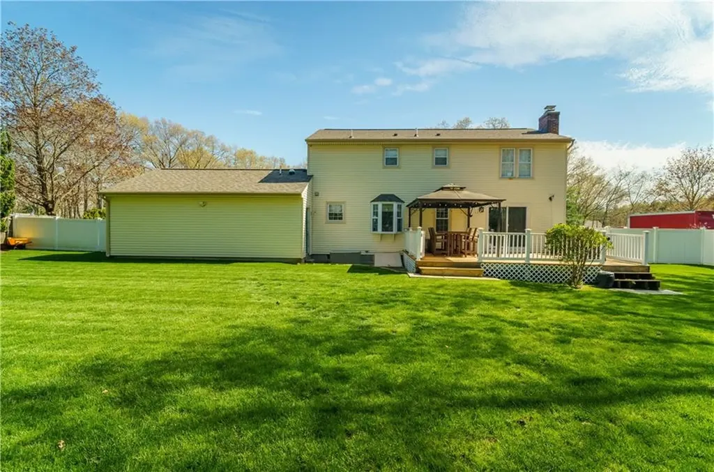 15 Winterberry Drive Coventry RI 02816